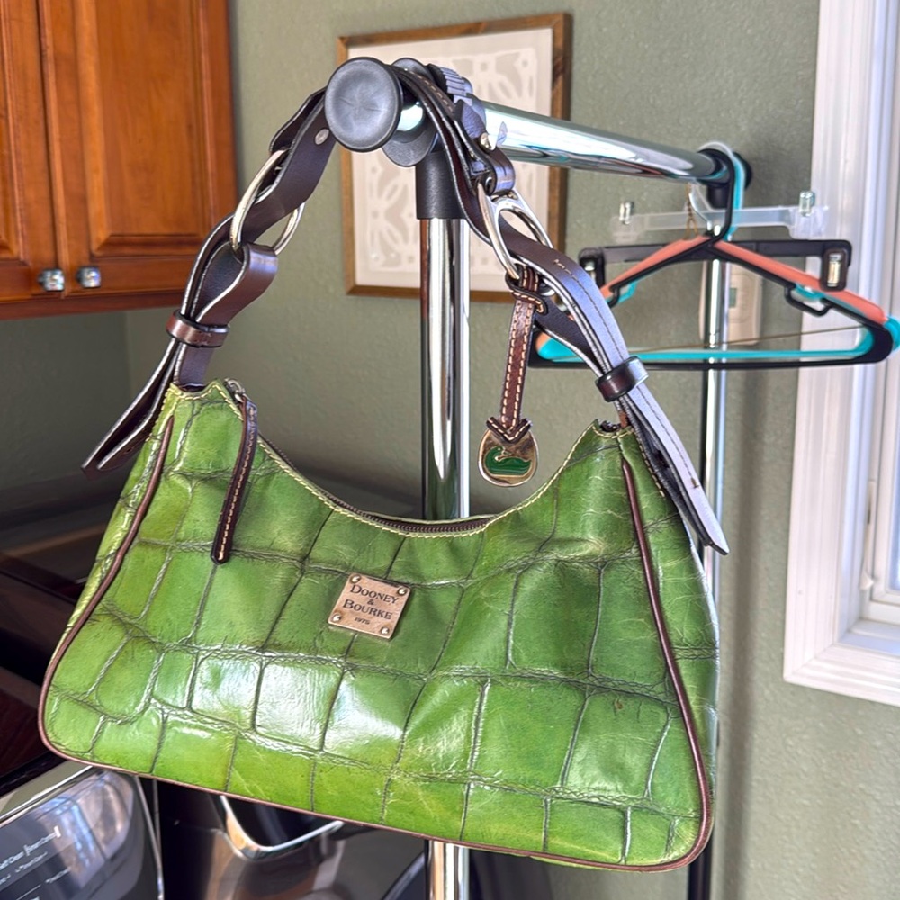 Dooney & Bourke green croc leather purse
